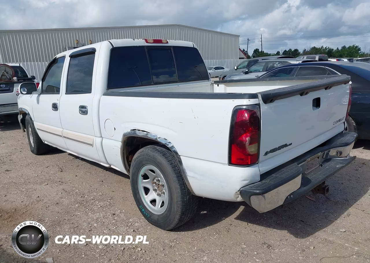 2004 Chevrolet Silverado 1500 Ls VIN:2GCEC13T441346765 - 3