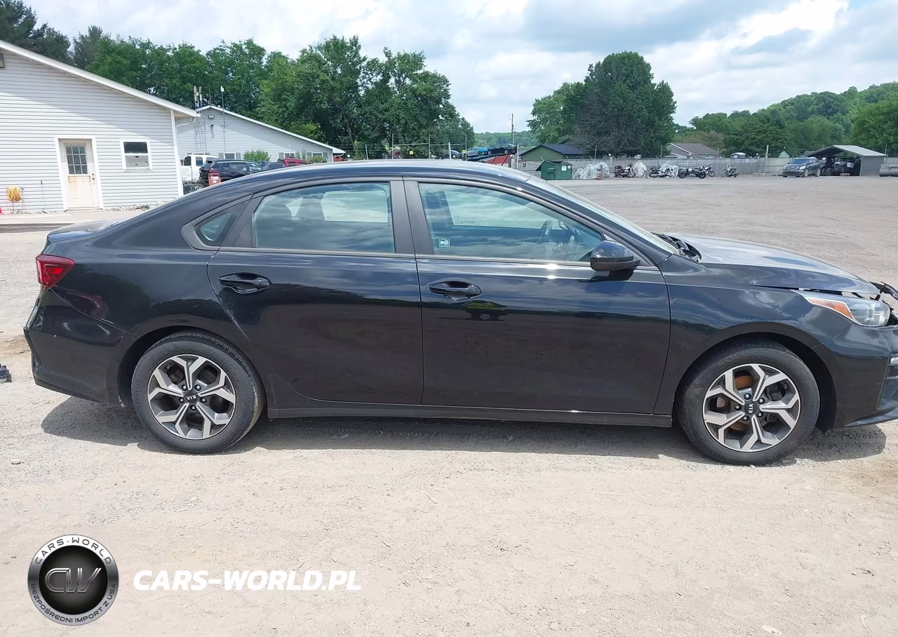 2021 Kia Forte Lxs VIN:3KPF24AD5ME289032 - 14