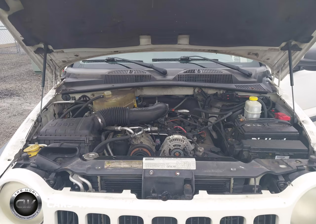 2007 Jeep Liberty Sport VIN:1J4GL48KX7W612968 - 10