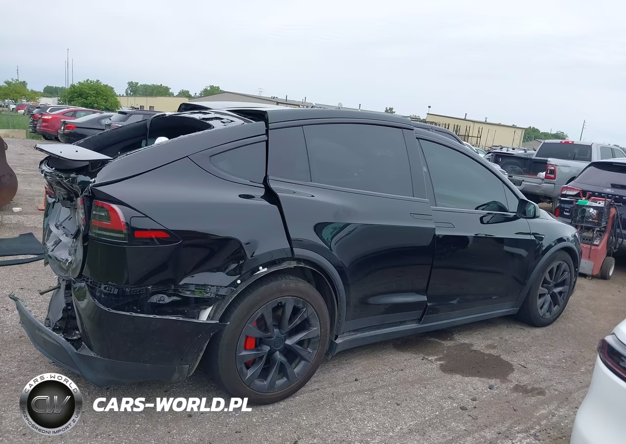 2024 Tesla Model X Plaid Tri Motor All-Wheel Drive VIN:7SAXCBE62RF437093 - 11