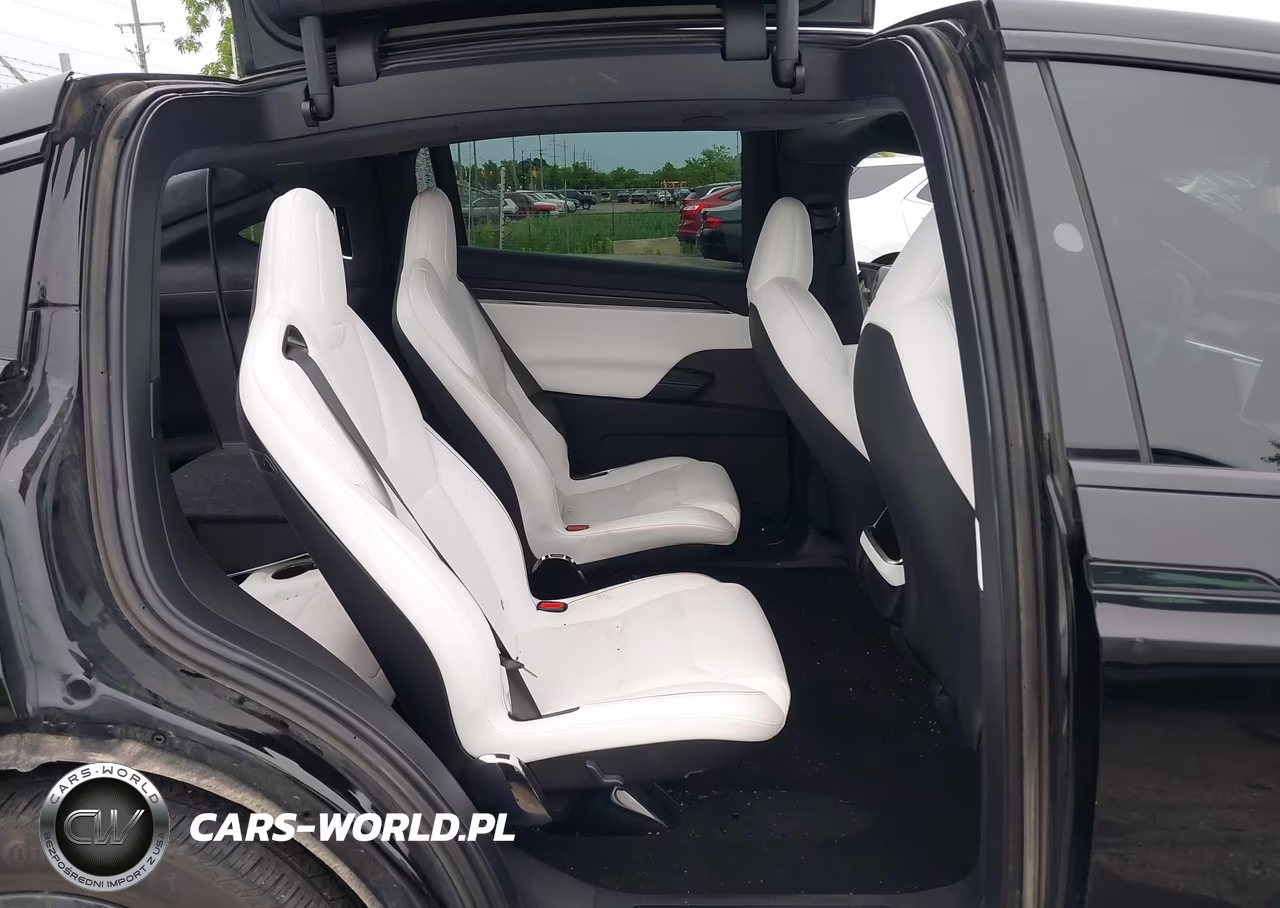 2024 Tesla Model X Plaid Tri Motor All-Wheel Drive VIN:7SAXCBE62RF437093 - 8