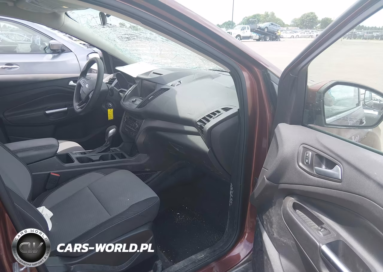 2018 Ford Escape Se VIN:1FMCU9GD2JUC35553 - 5