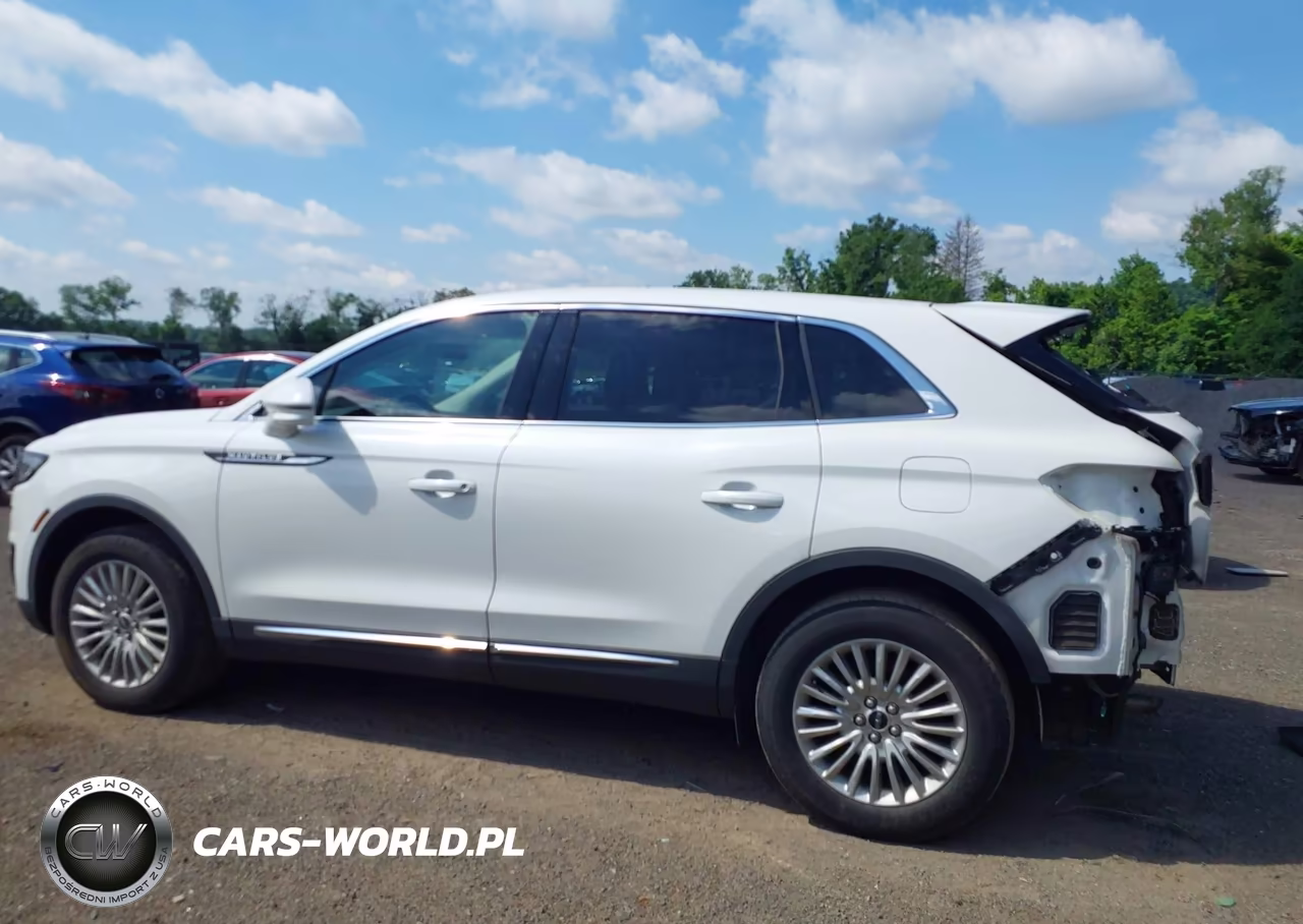2020 Lincoln Nautilus Standard VIN:2LMPJ6J92LBL15283 - 15