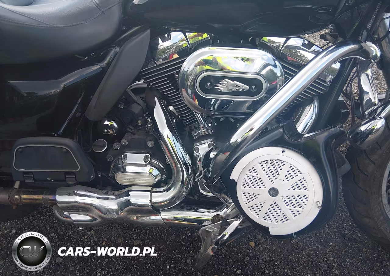 2013 Harley-Davidson Fltru Road Glide Ultra VIN:1HD1KGM12DB651116 - 8