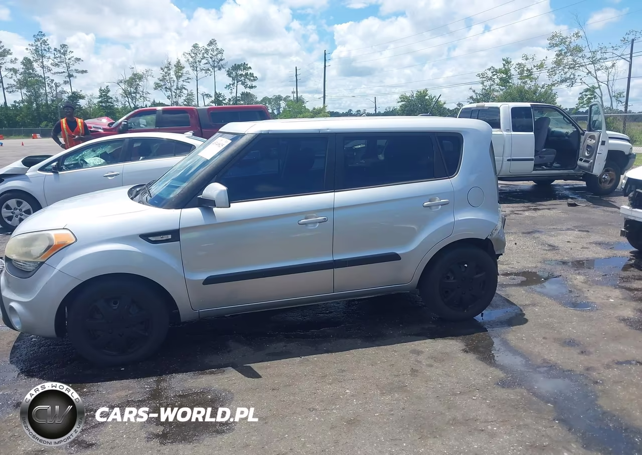 2013 Kia Soul VIN:KNDJT2A57D7757668 - 14