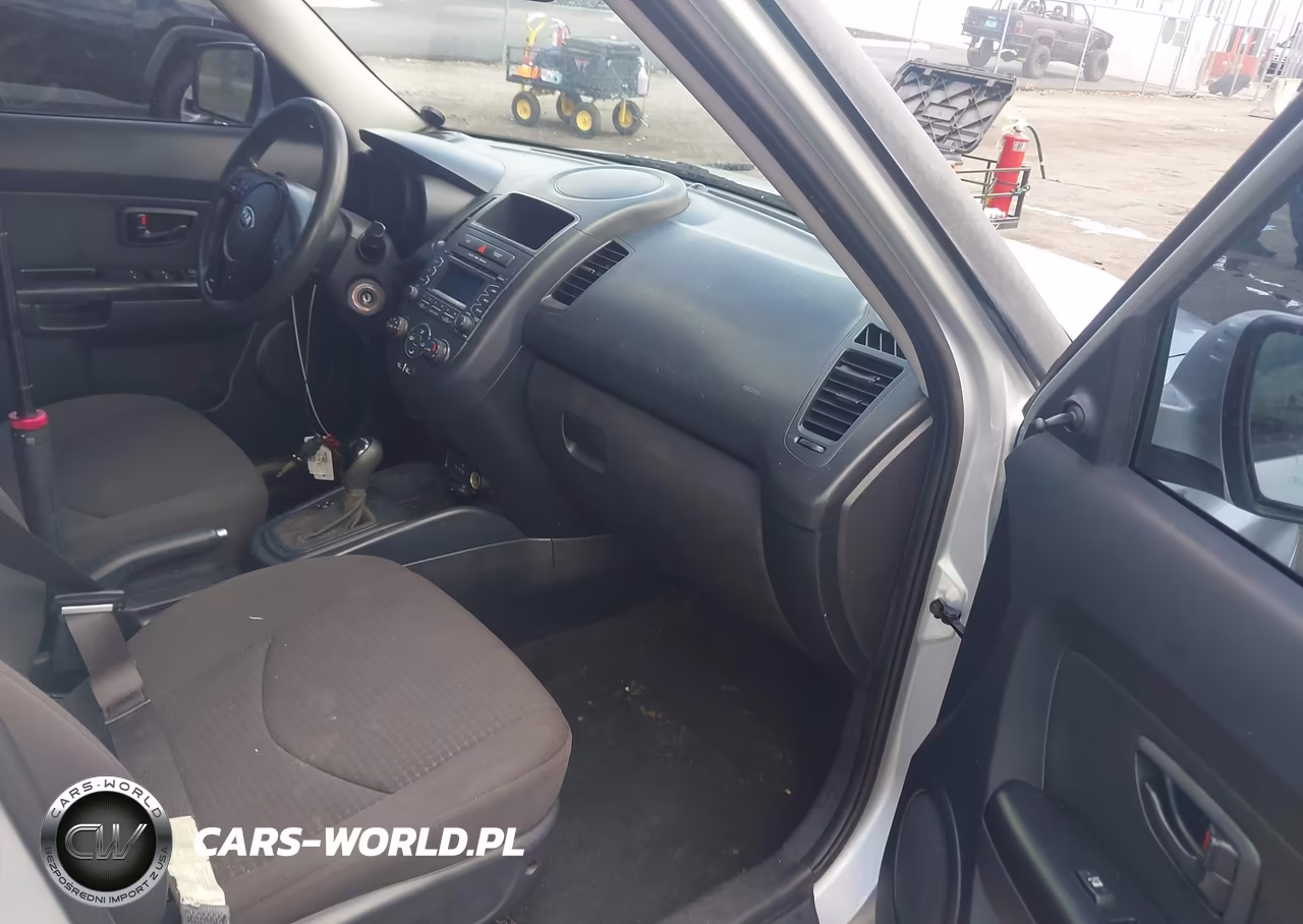 2013 Kia Soul VIN:KNDJT2A57D7757668 - 5