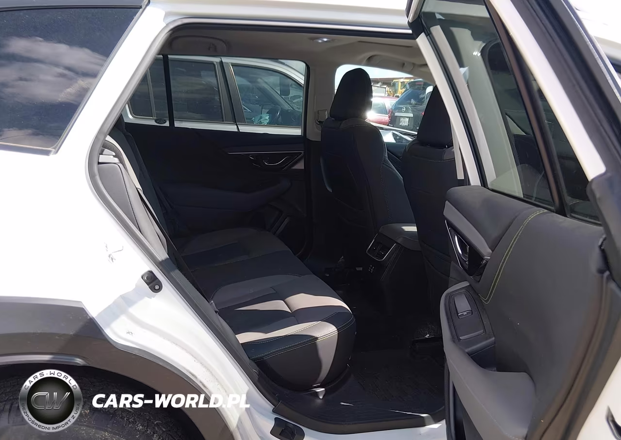 2023 Subaru Outback Onyx Edition VIN:4S4BTALCXP3143974 - 8