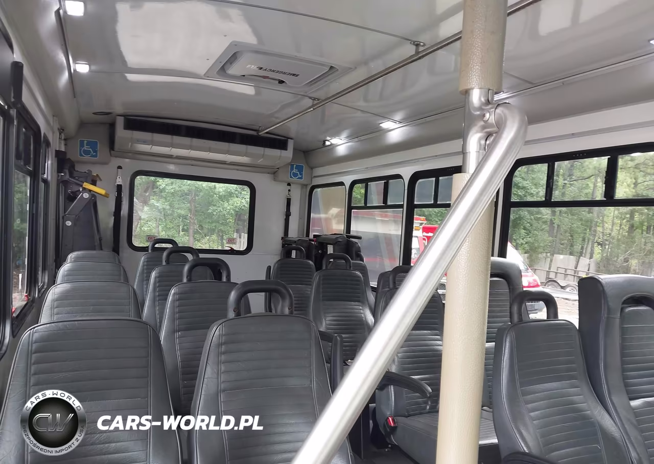 2019 Ford E-450 Cutaway VIN:1FDFE4FS0KDC35856 - 6