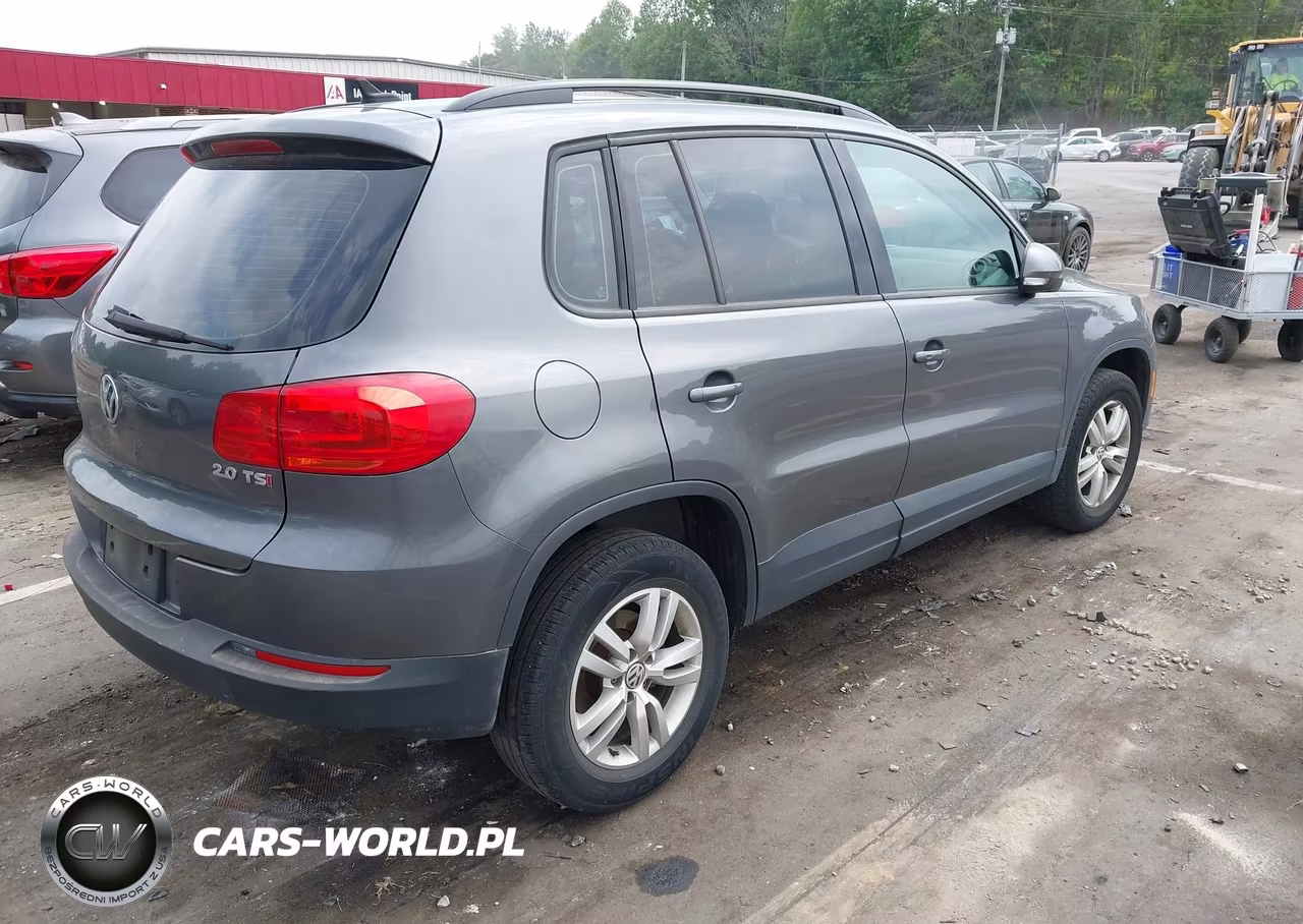 2017 Volkswagen Tiguan 2.0T-2.0T S VIN:WVGAV7AX0HK029360 - 4
