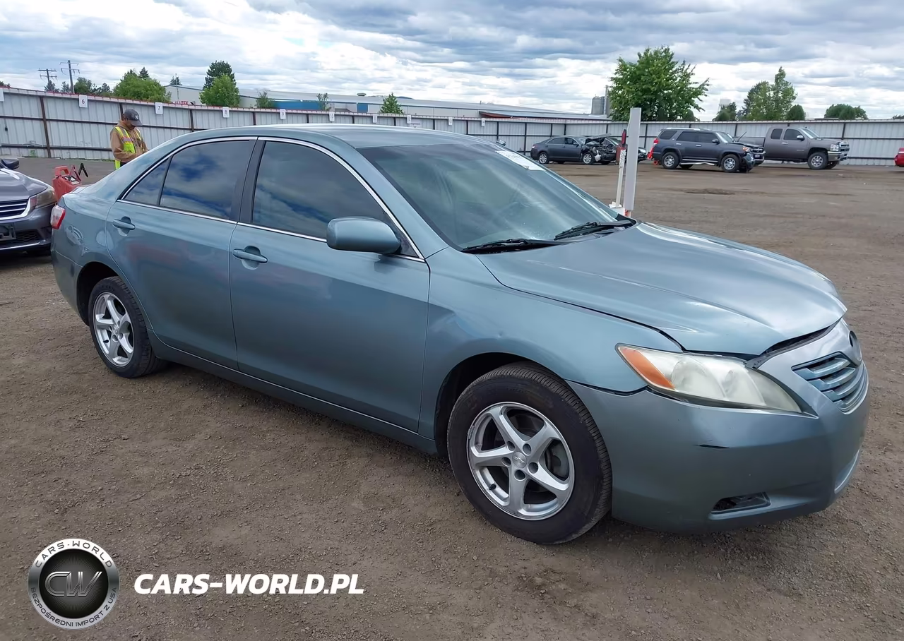 2007 Toyota Camry Le – zdjęcie 1 z 18