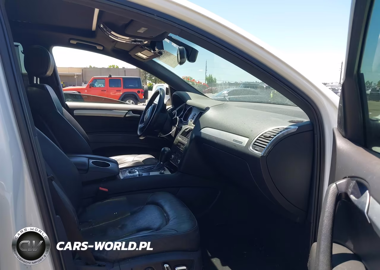 2011 Audi Q7 3.0T S Line Prestige VIN:WA1DGAFE8BD008570 - 5