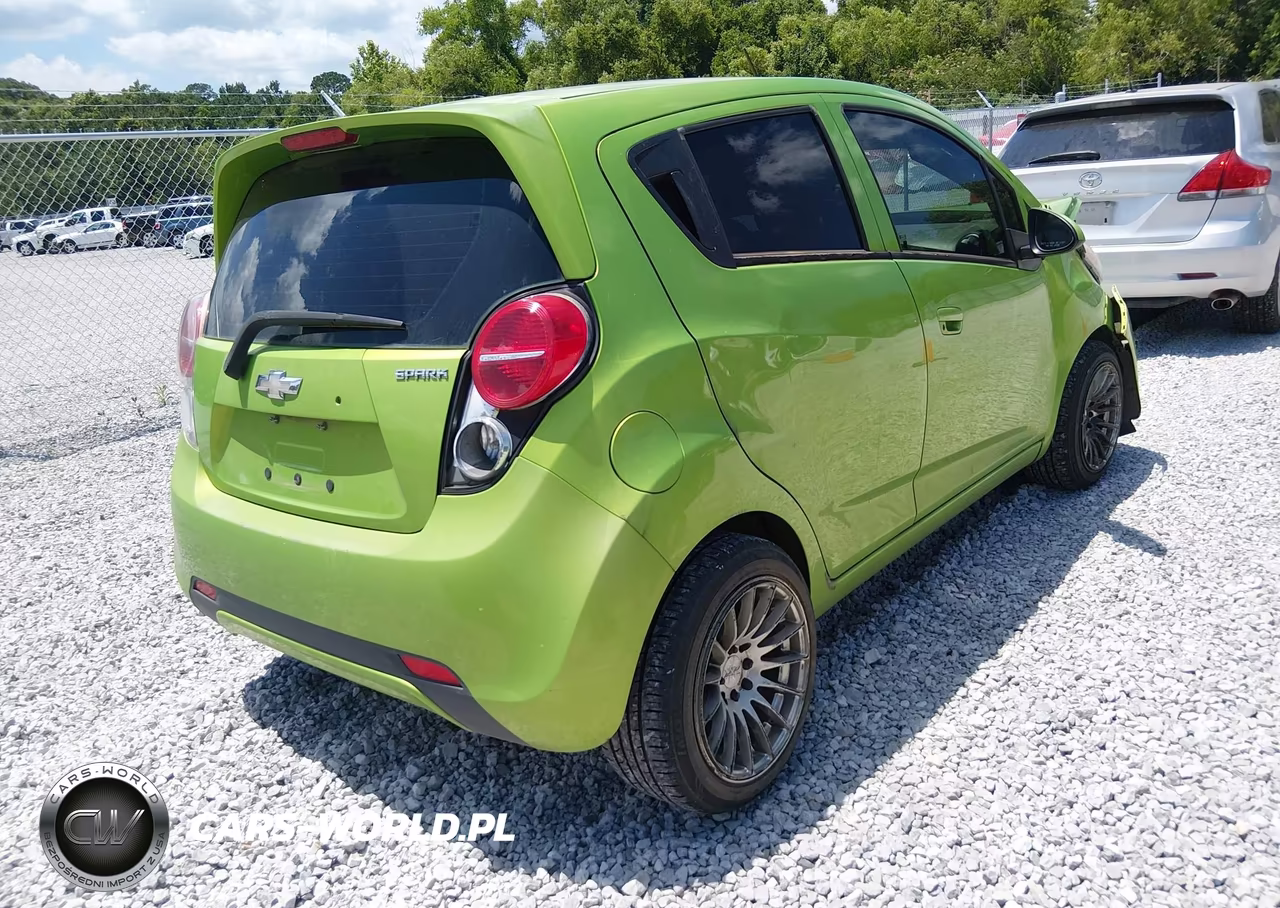 2014 Chevrolet Spark Ls Auto VIN:KL8CB6S93EC568408 - 4