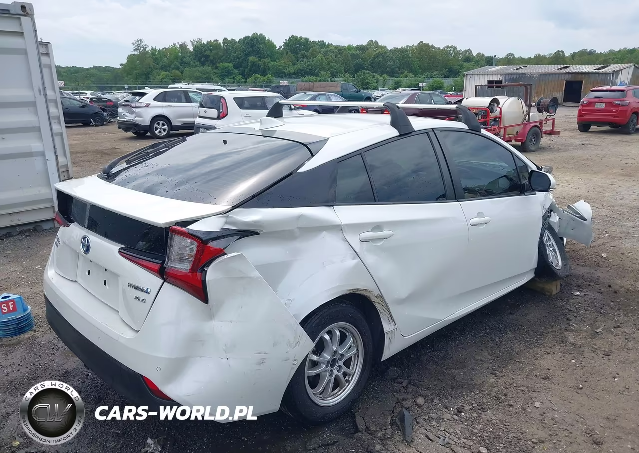 2019 Toyota Prius Xle VIN:JTDL9RFU9K3001750 - 4