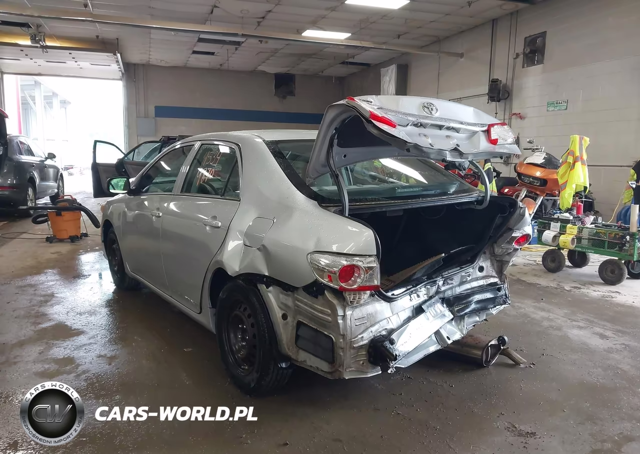 2011 Toyota Corolla VIN:2T1BU4EE7BC743370 - 3