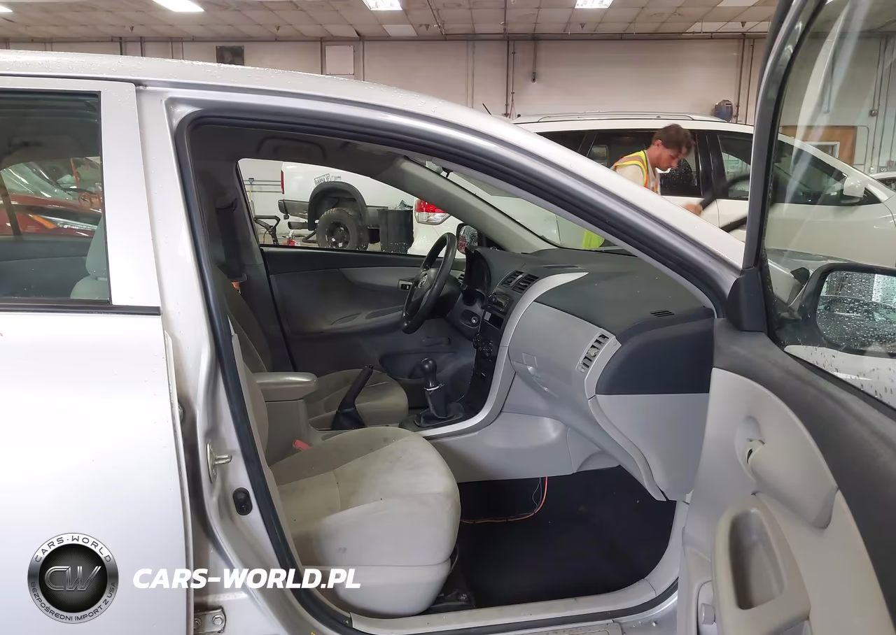 2011 Toyota Corolla VIN:2T1BU4EE7BC743370 - 5