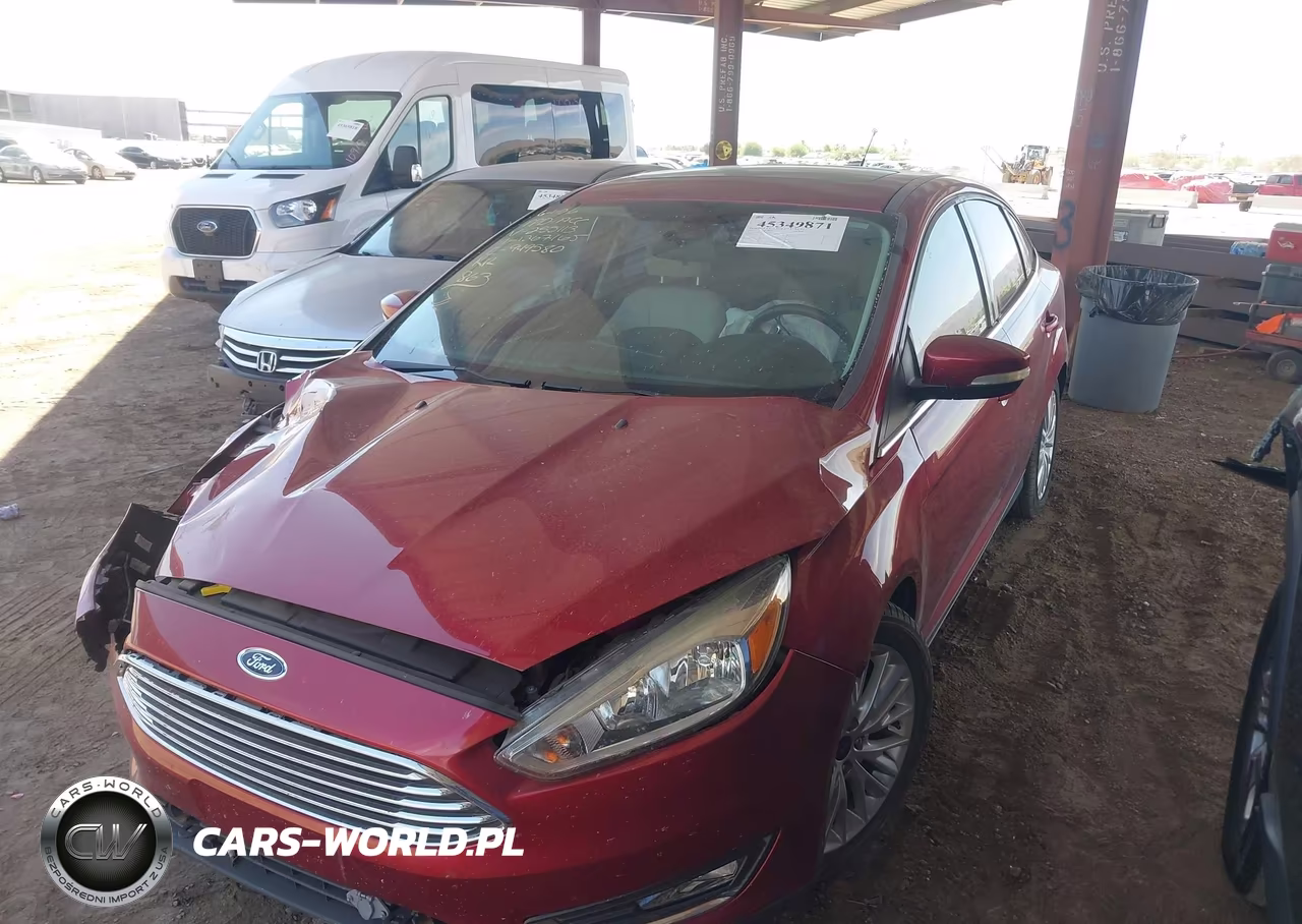 2017 Ford Focus Titanium VIN:1FADP3J25HL255113 - 2