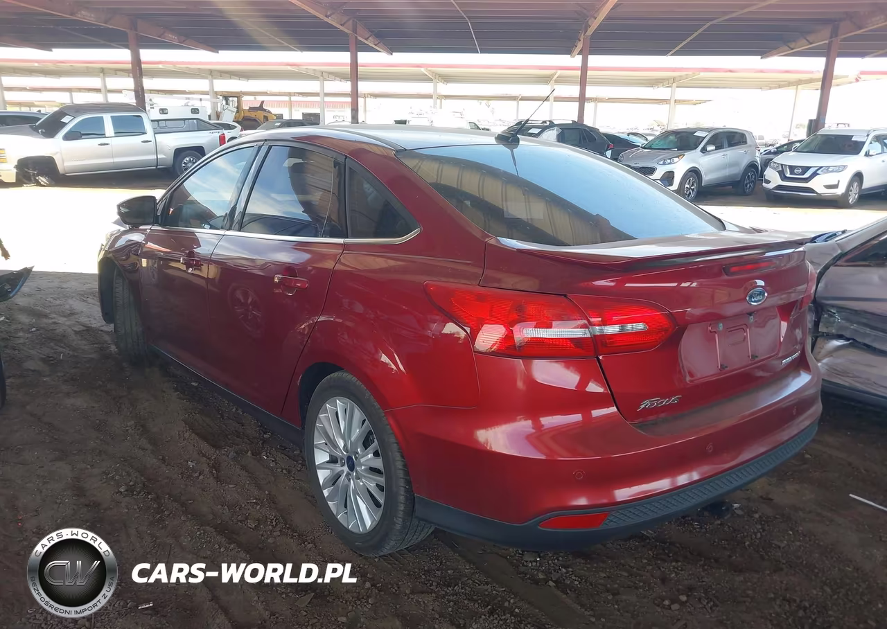 2017 Ford Focus Titanium VIN:1FADP3J25HL255113 - 3