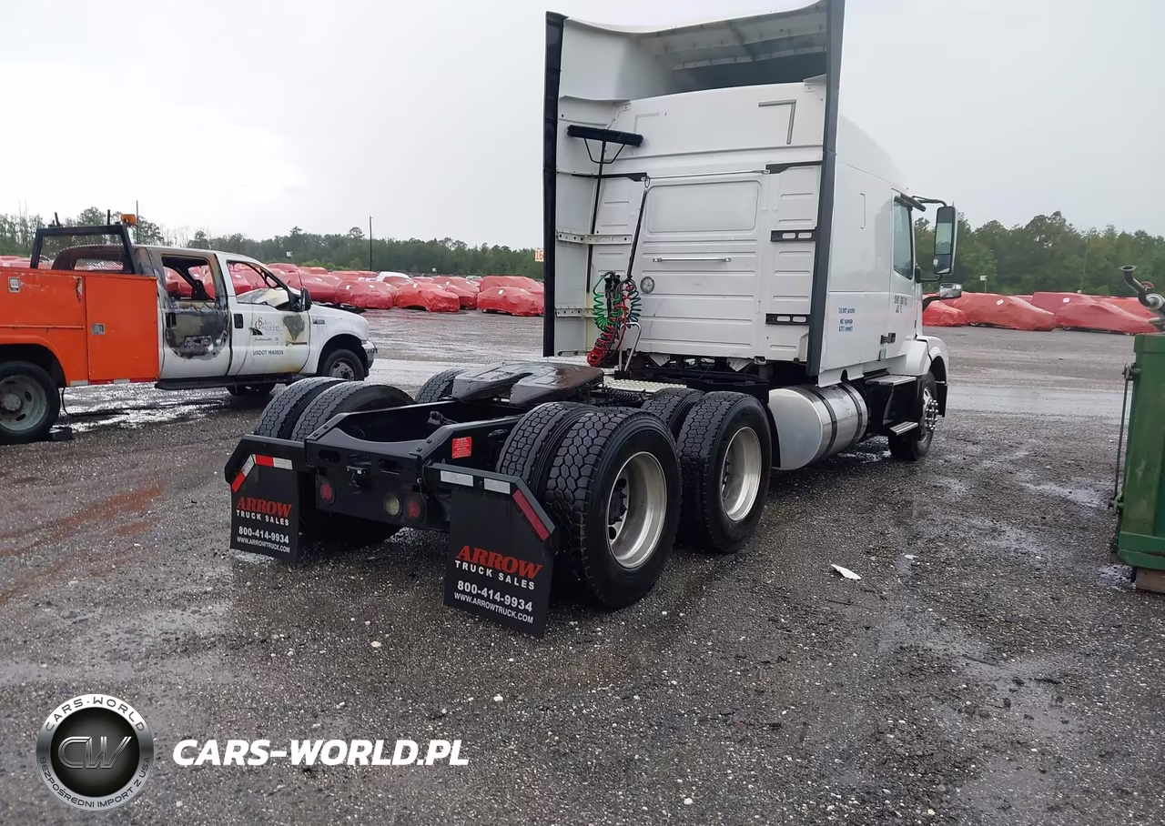 2018 Volvo Vnl VIN:4V4NC9EH8JN885086 - 4