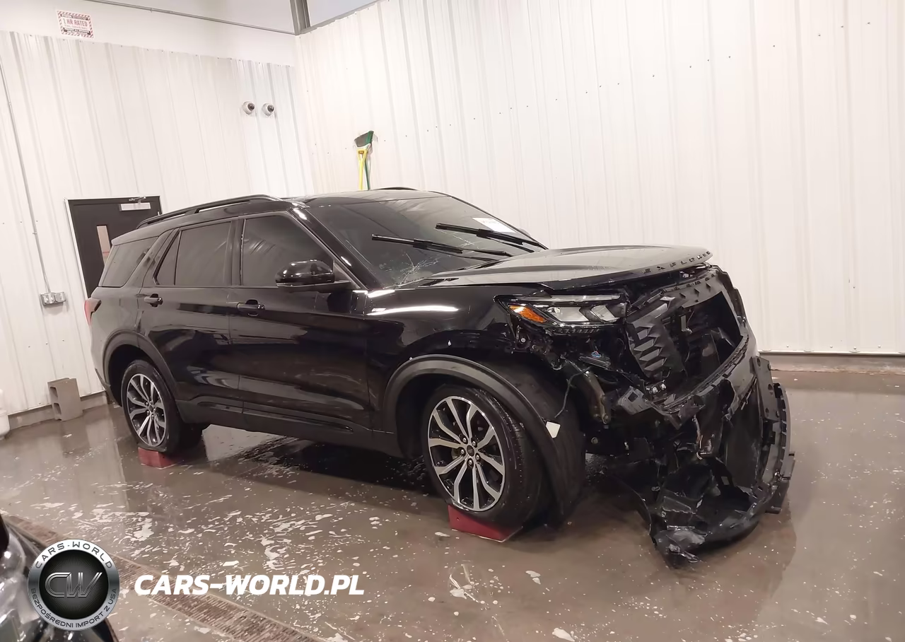 2025 Ford Explorer St-Line VIN:1FMUK8KH7SGA43253 - 14