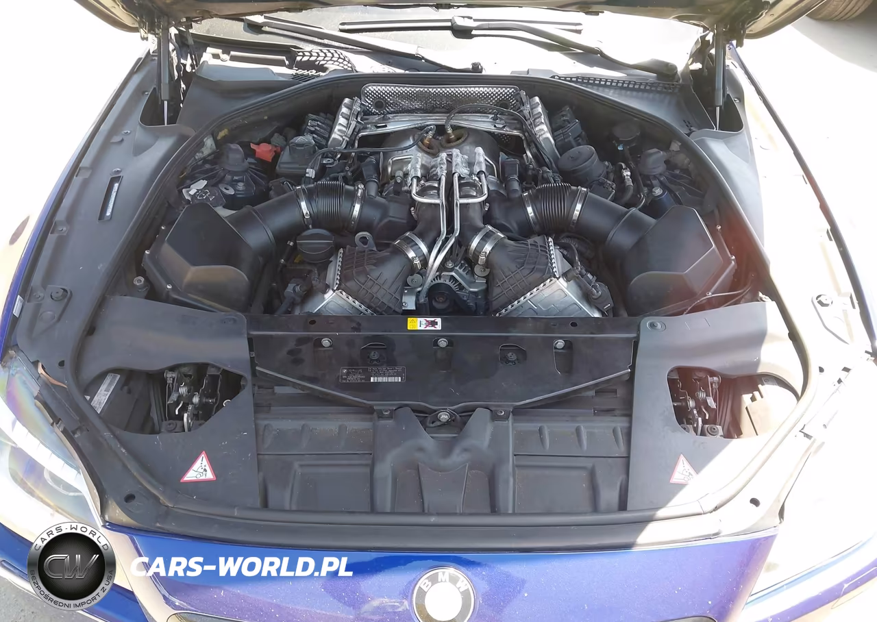 2012 BMW M6 VIN:WBSLZ9C59CC985506 - 10