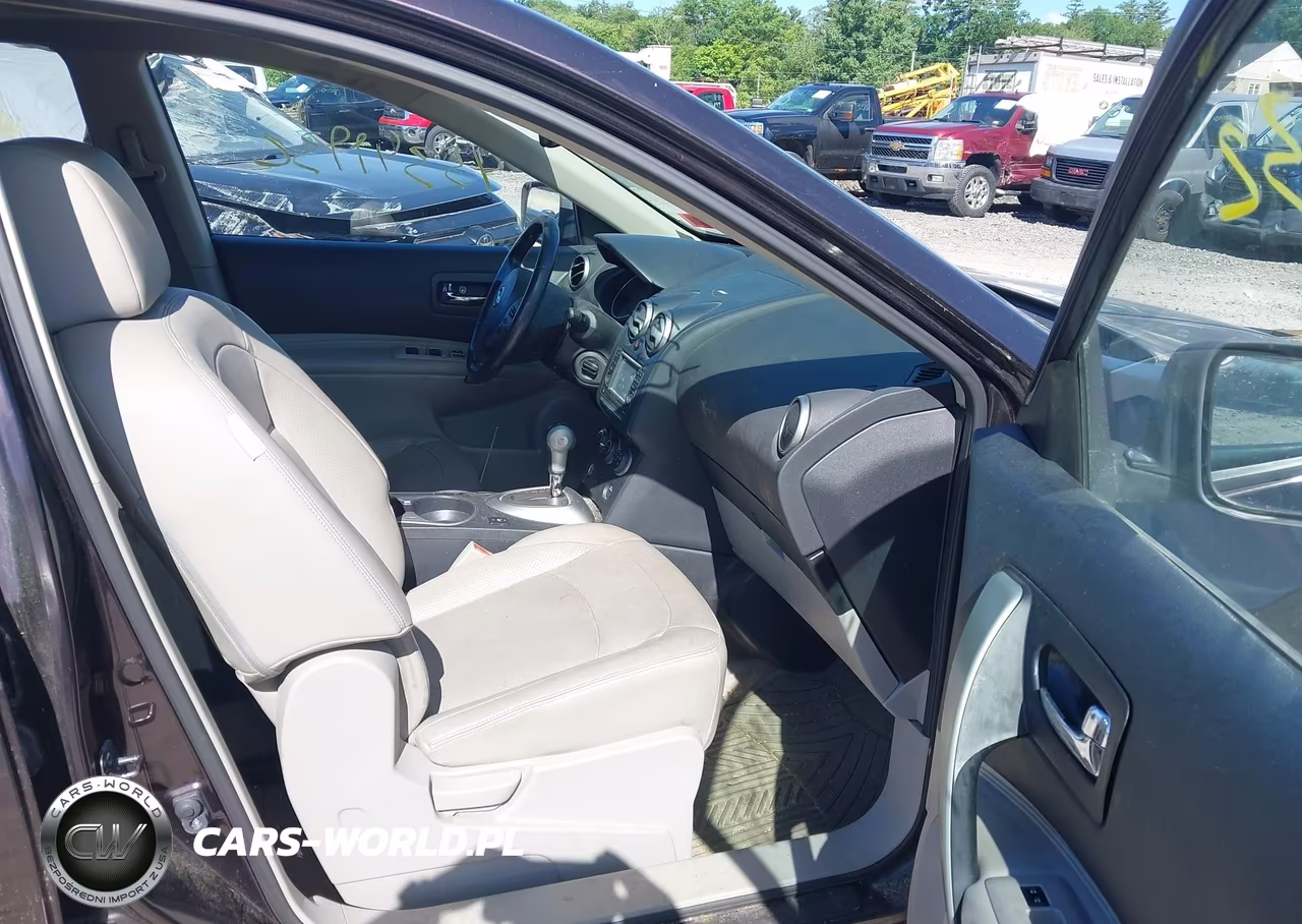 2011 Nissan Rogue Sv VIN:JN8AS5MVXBW307889 - 5