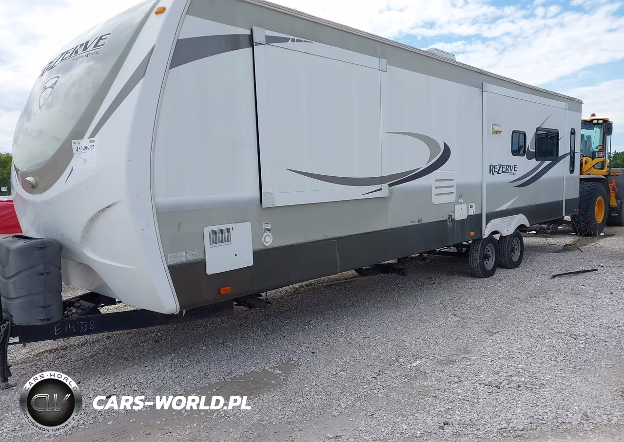 2015 Crossroads Rv VIN:4V0TC3320FE014338 - 2