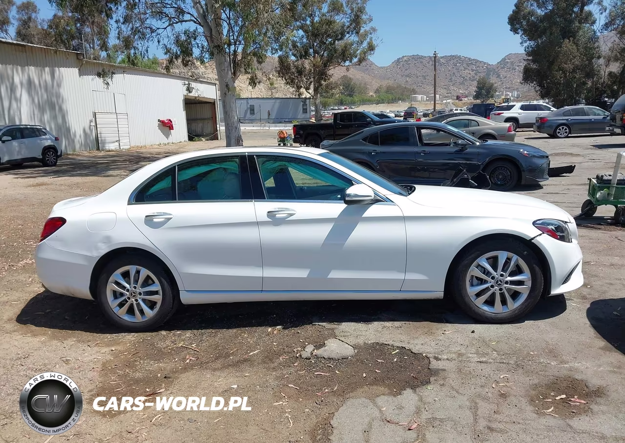 2021 Mercedes-Benz C 300 Sedan VIN:W1KWF8DBXMR609977 - 13
