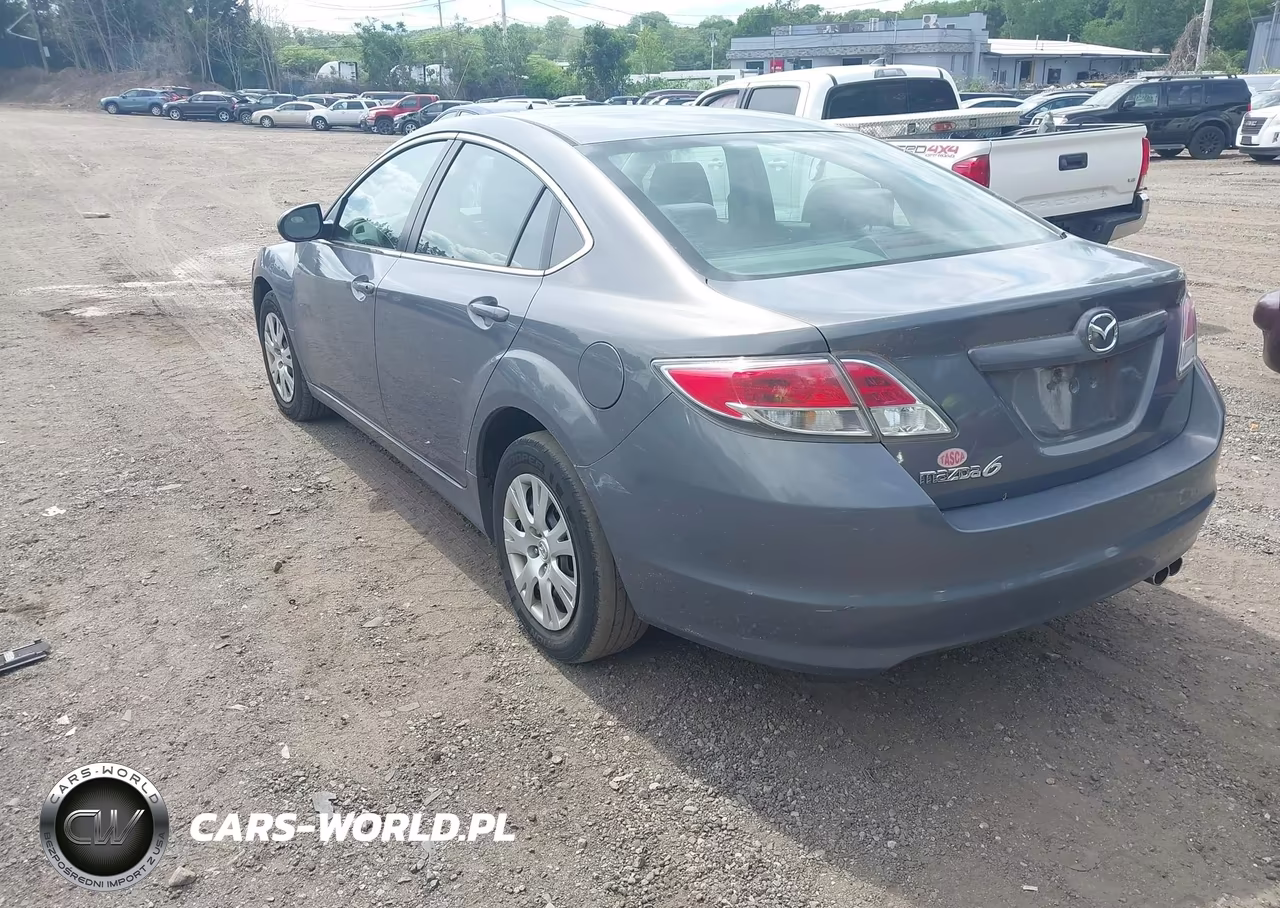 2010 Mazda Mazda6 I Sport VIN:1YVHZ8BH5A5M49716 - 3