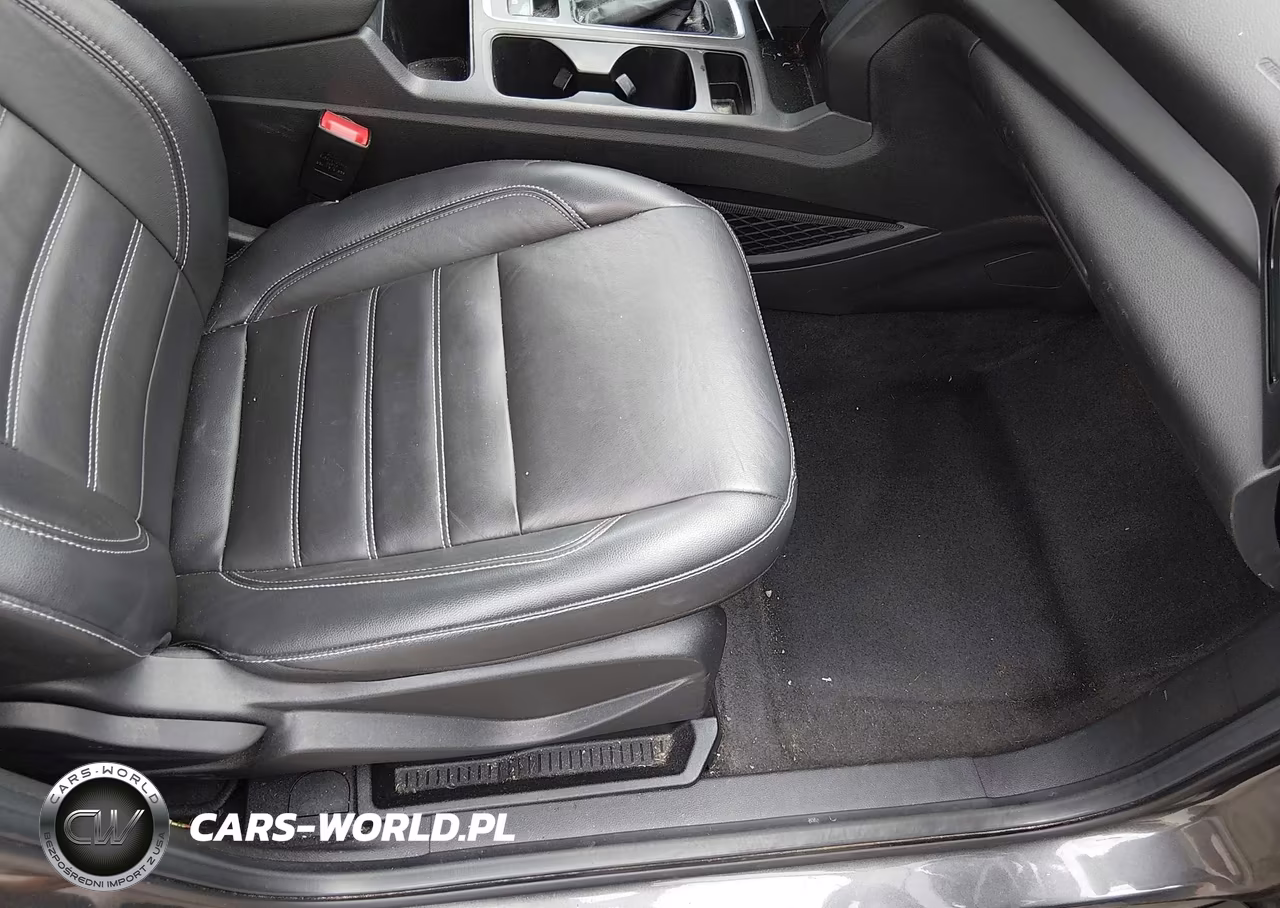 2018 Ford Escape Sel VIN:1FMCU0HD7JUD48909 - 5