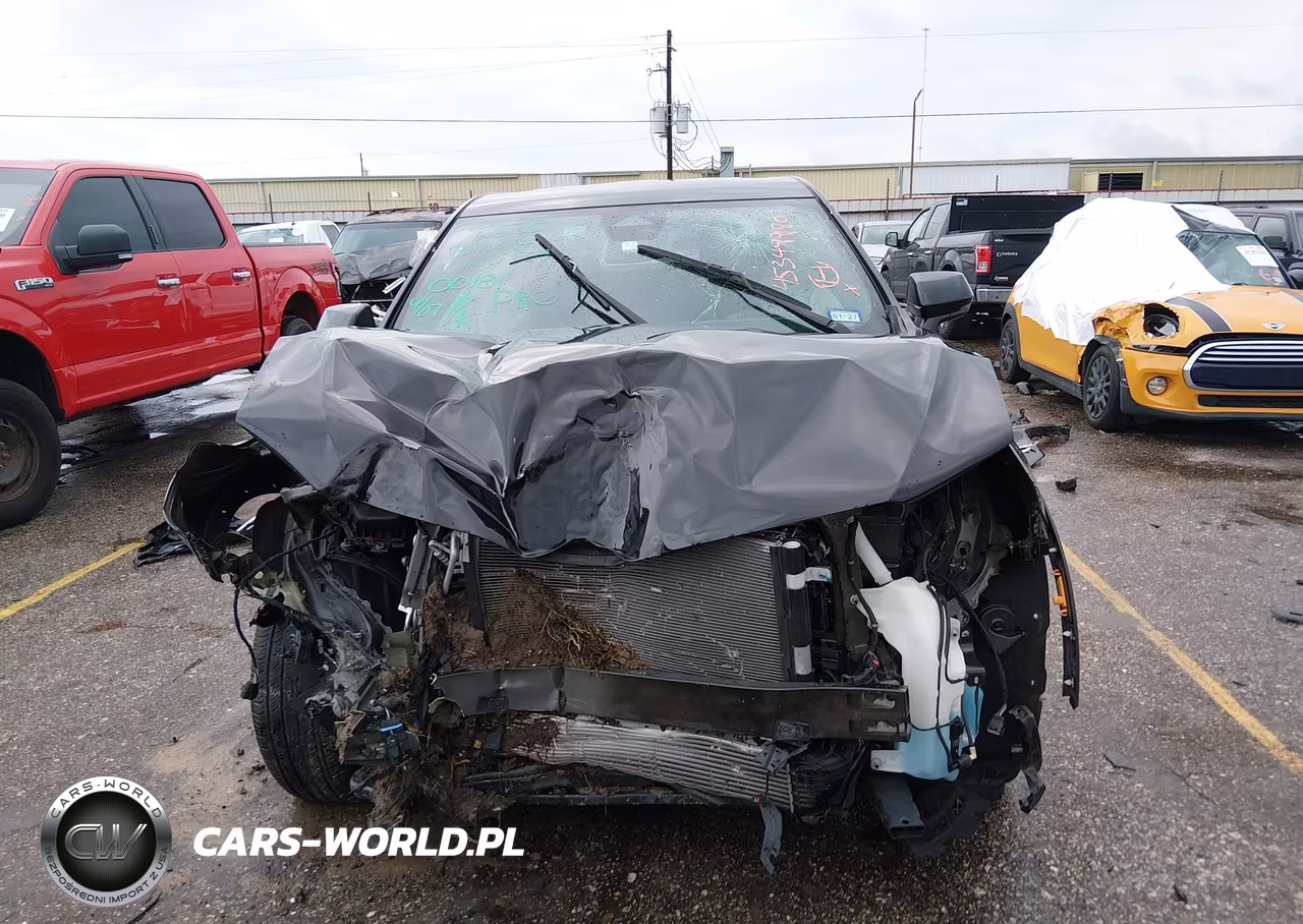 2024 Cadillac Xt4 Fwd Luxury VIN:1GYAZAR46RF143660 - 13
