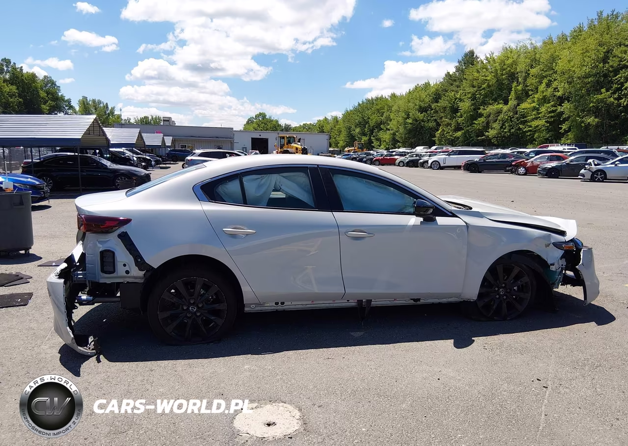 2026 Mazda Mazda3 2.5 S Select Sport VIN:JM1BPABL8T1879358 - 14