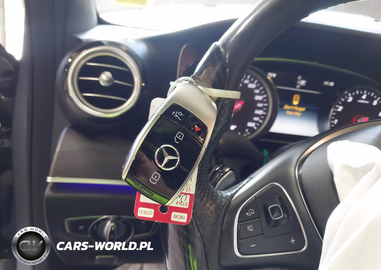 2018 Mercedes-Benz E 300 4Matic VIN:WDDZF4KB5JA354514 - 11