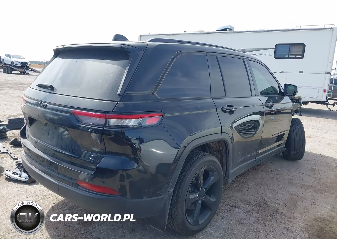 2024 Jeep Grand Cherokee Altitude 4X2 VIN:1C4RJGAG3RC181034 - 4
