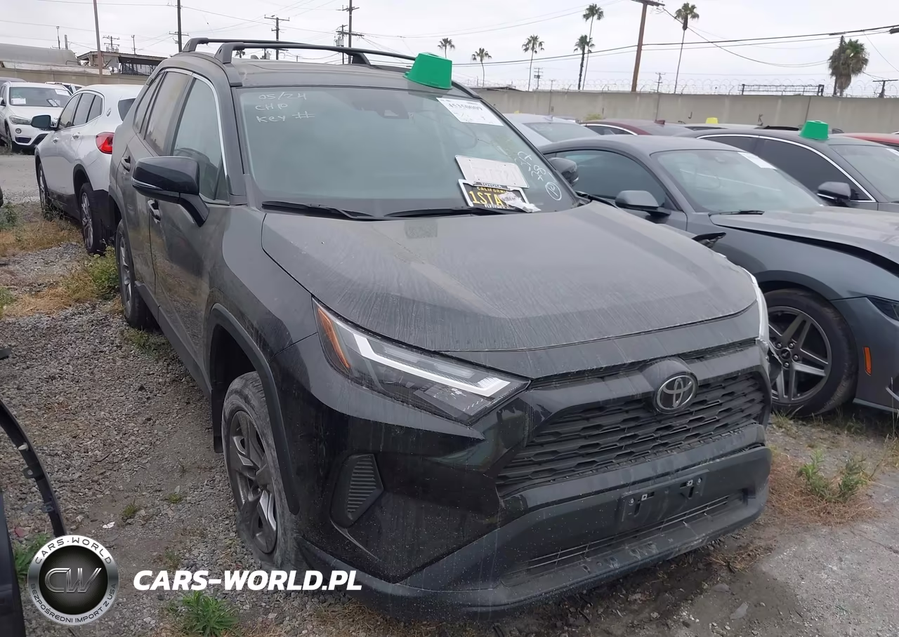 2024 Toyota Rav4 Xle – zdjęcie 1 z 22