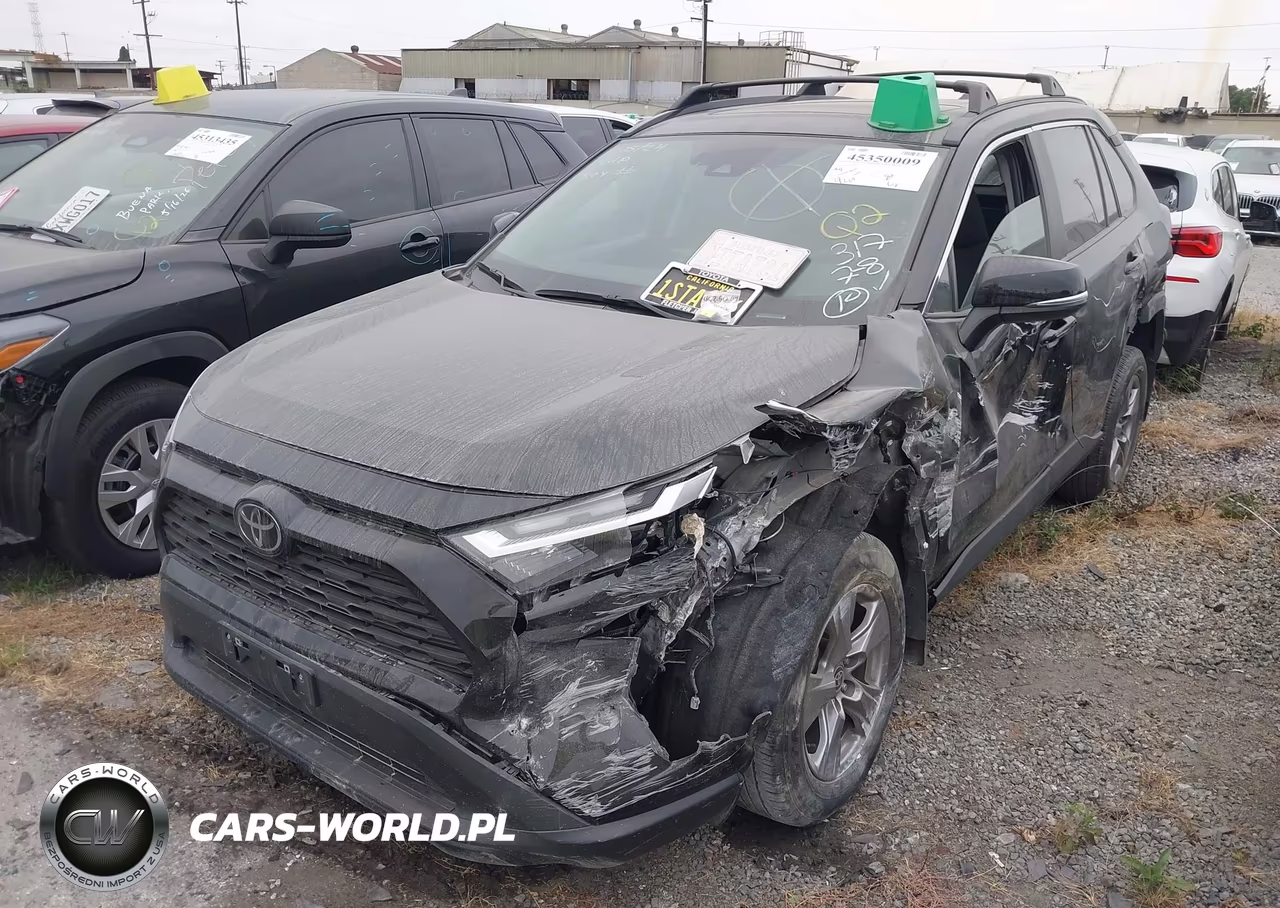 2024 Toyota Rav4 Xle VIN:2T3W1RFV6RC276224 - 2