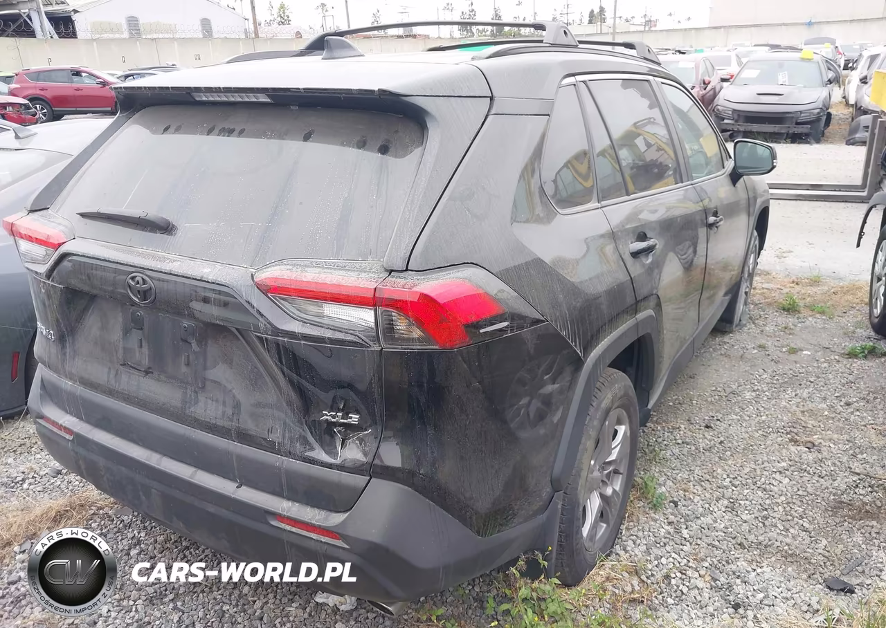 2024 Toyota Rav4 Xle VIN:2T3W1RFV6RC276224 - 4