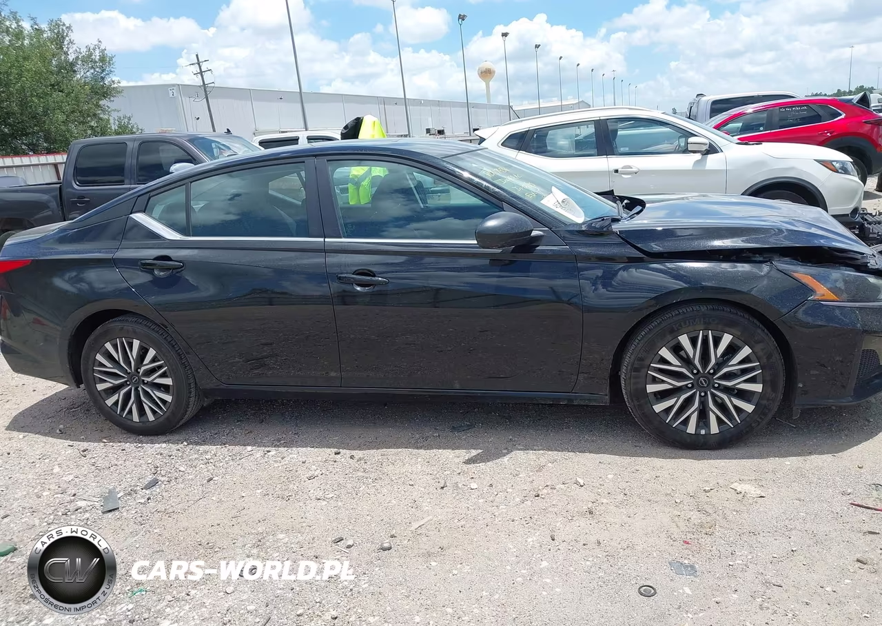 2026 Nissan Altima Sv Fwd VIN:1N4BL4DV3TN313800 - 13