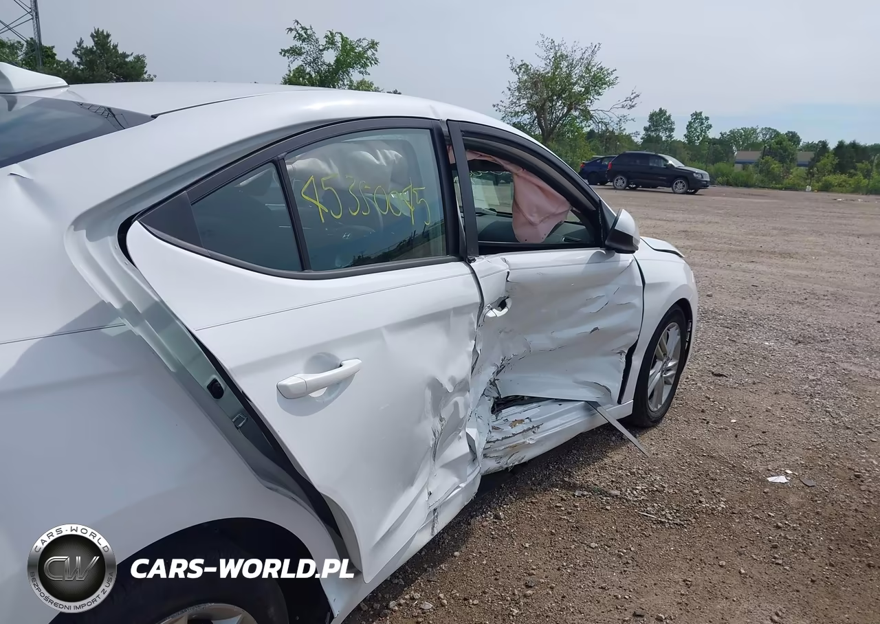 2020 Hyundai Elantra Sel VIN:5NPD84LF7LH592750 - 19