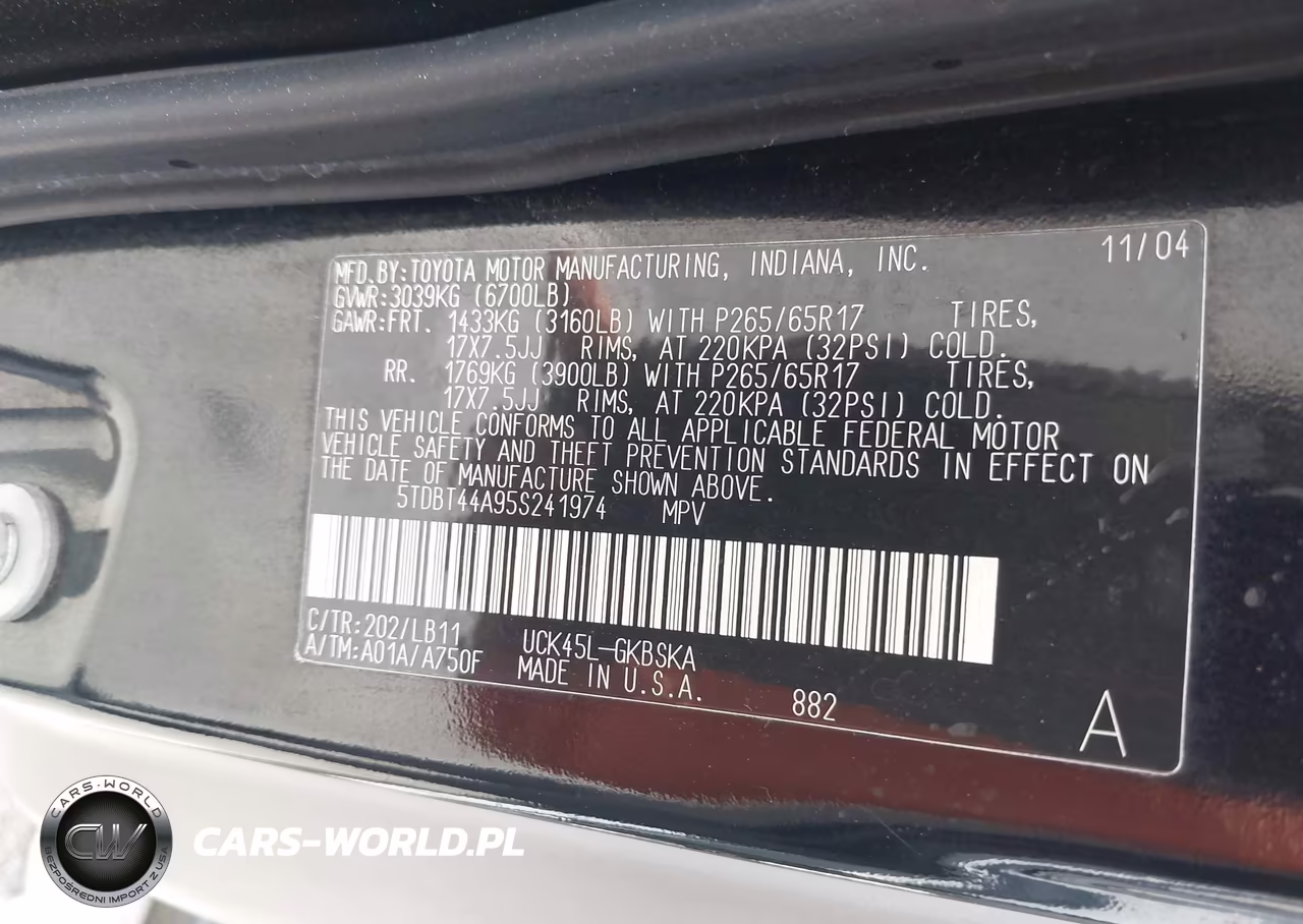 2005 Toyota Sequoia Sr5 V8 VIN:5TDBT44A95S241974 - 9
