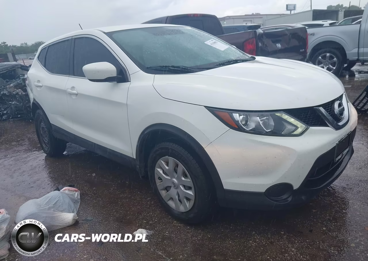 2018 Nissan Rogue Sport S – zdjęcie 1 z 16