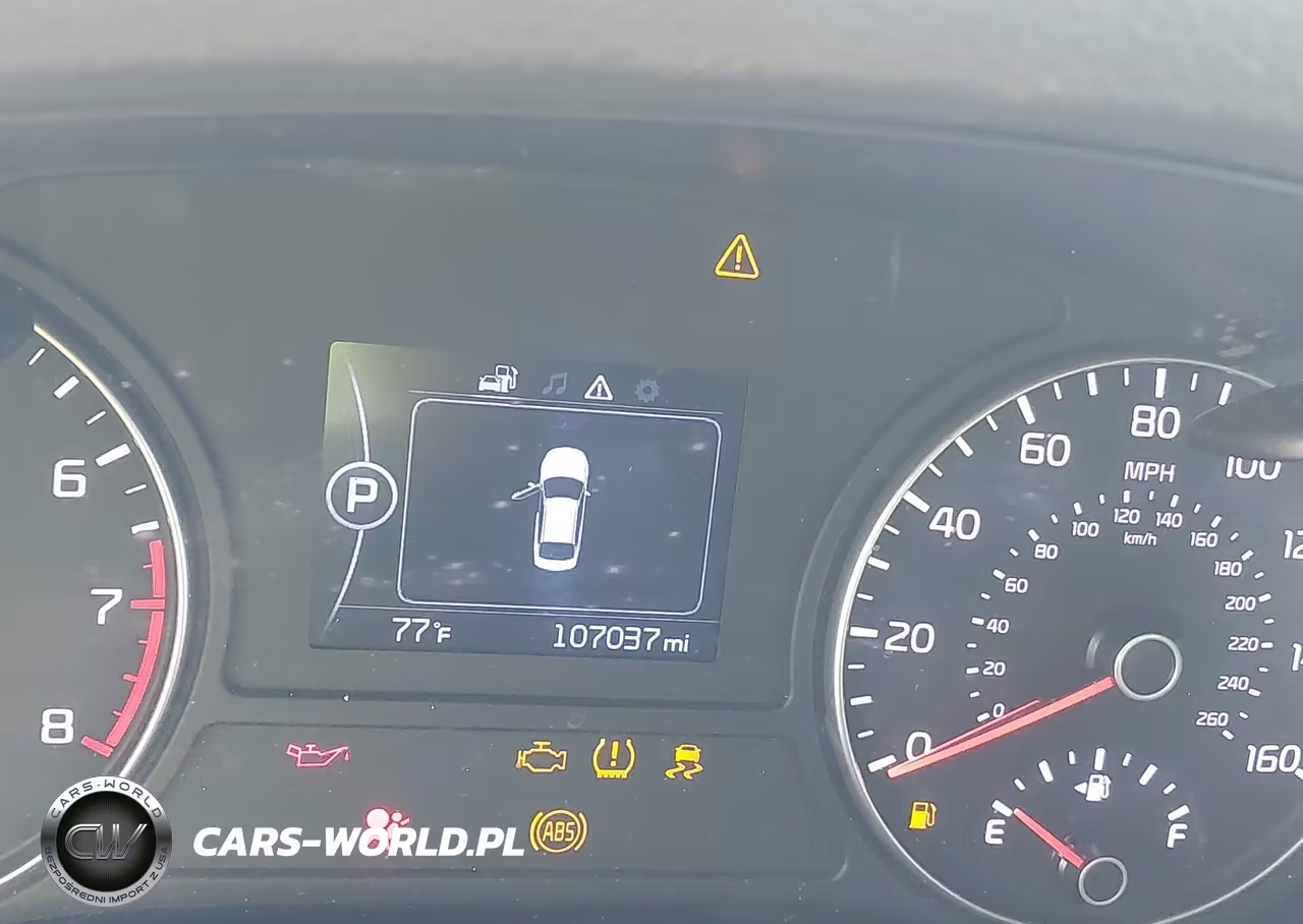 2018 Kia Optima S VIN:5XXGT4L36JG206636 - 7