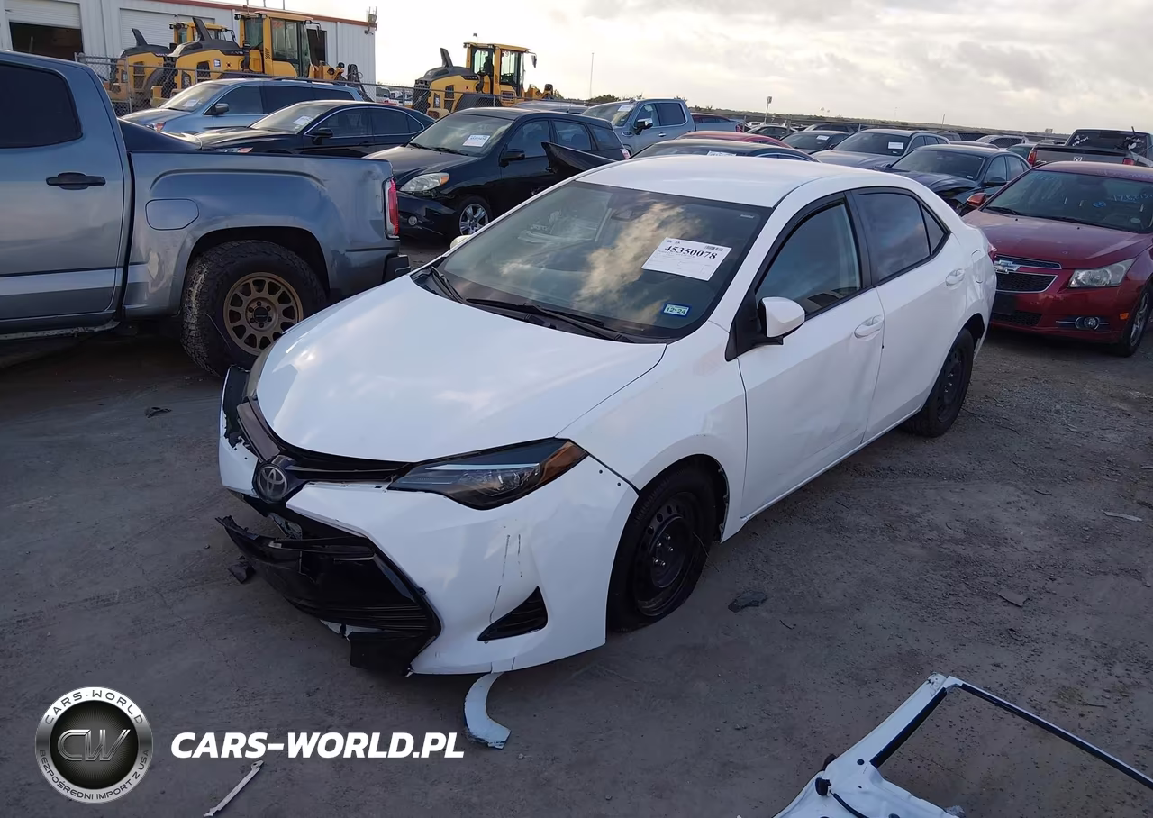 2018 Toyota Corolla Le VIN:5YFBURHE7JP823937 - 2