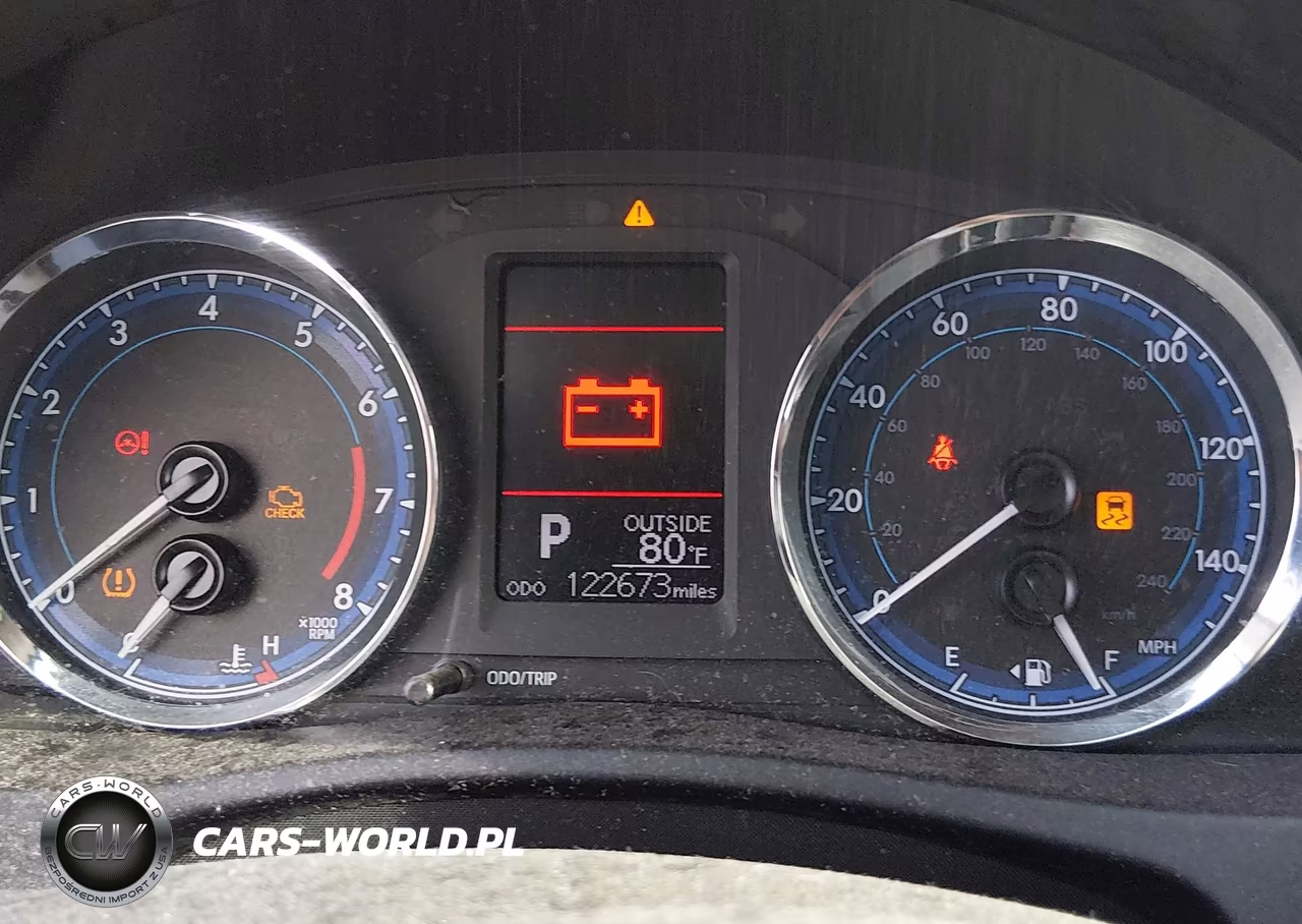 2018 Toyota Corolla Le VIN:5YFBURHE7JP823937 - 7