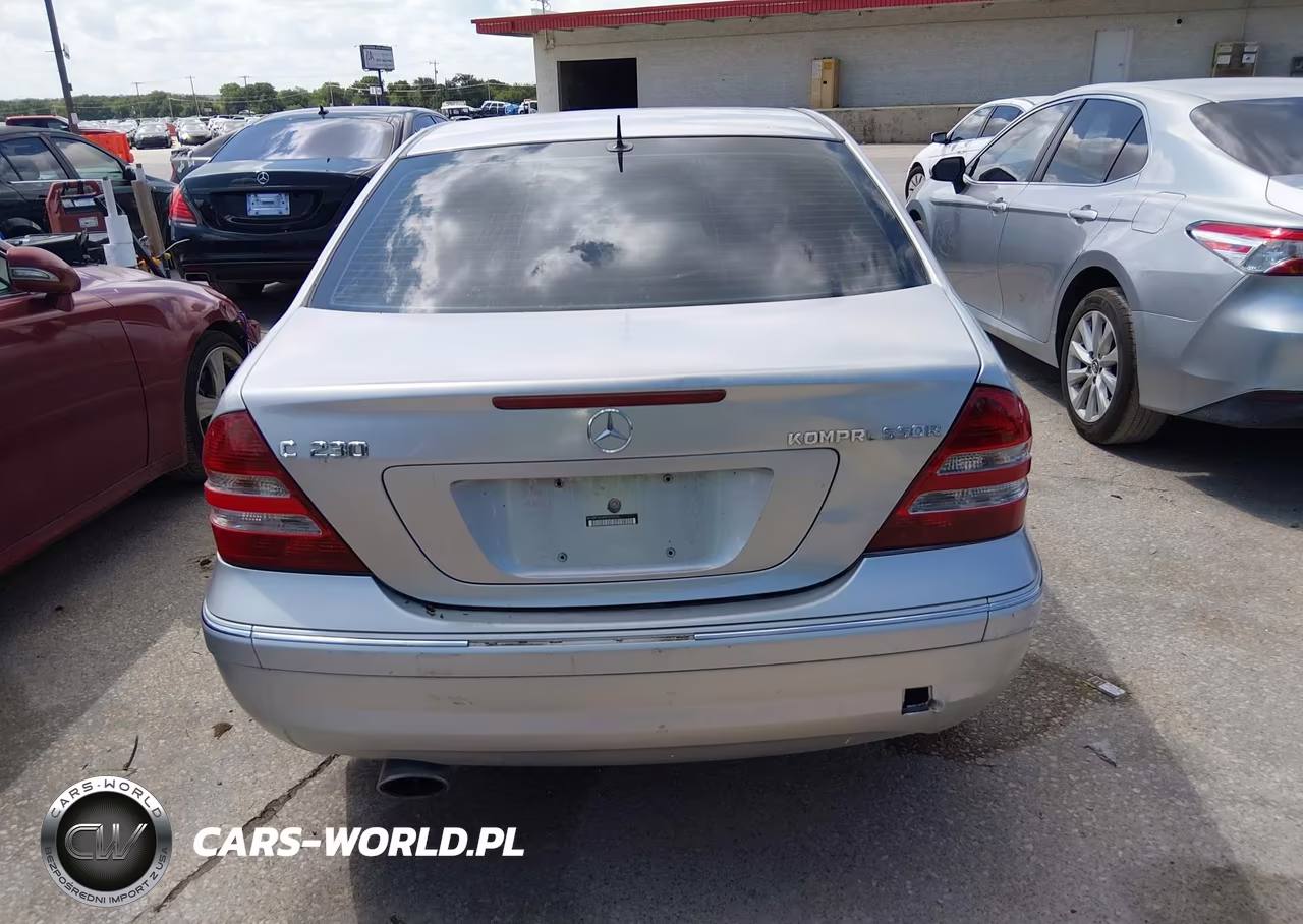 2005 Mercedes-Benz C 230 Kompressor Sport VIN:WDBRF40J45F670336 - 16