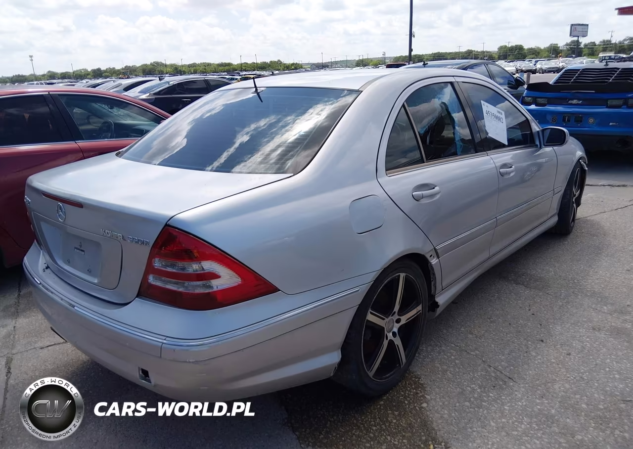 2005 Mercedes-Benz C 230 Kompressor Sport VIN:WDBRF40J45F670336 - 4