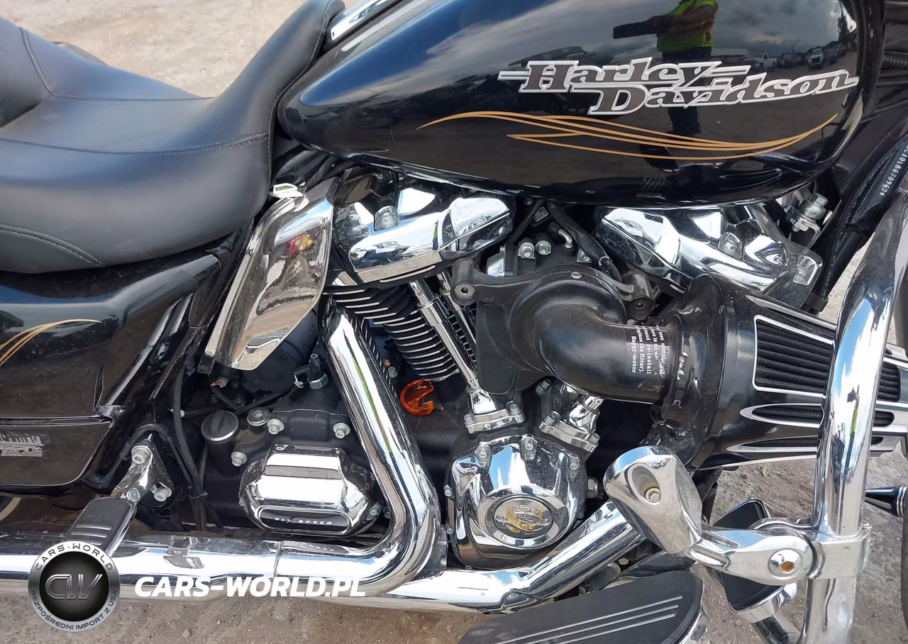 2020 Harley-Davidson Flhx VIN:1HD1KBC10LB670962 - 8