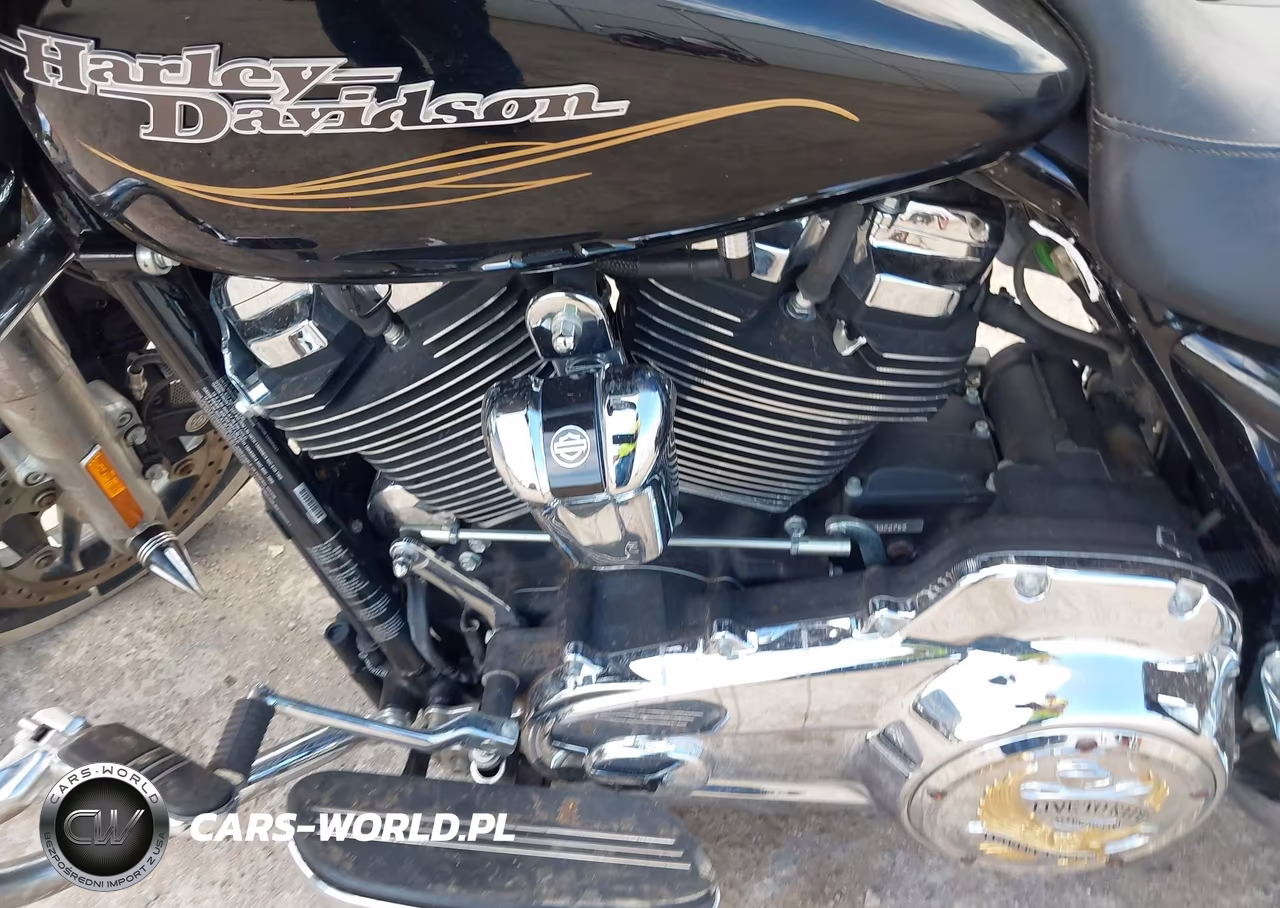 2020 Harley-Davidson Flhx VIN:1HD1KBC10LB670962 - 9
