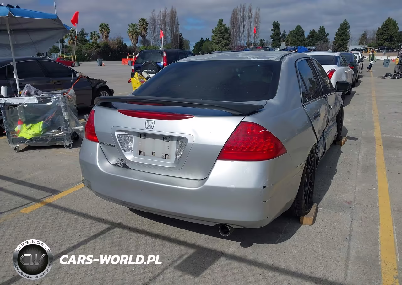 2007 Honda Accord 2.4 Se VIN:1HGCM56307A030136 - 17
