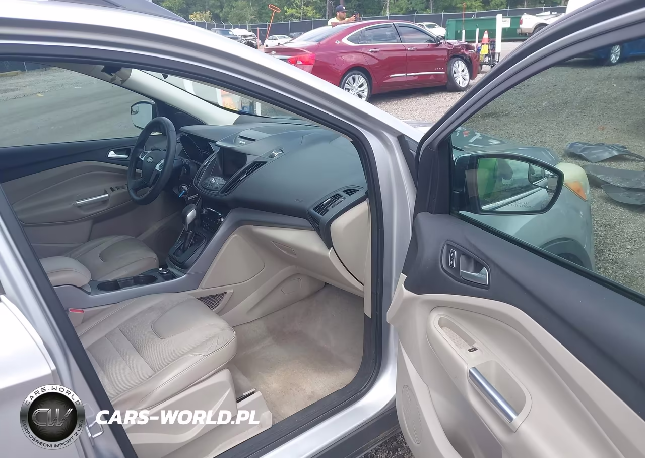 2015 Ford Escape Se VIN:1FMCU0GXXFUA11590 - 5