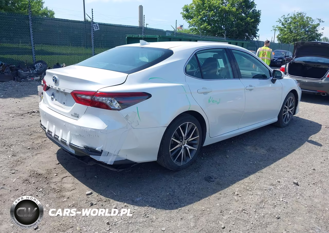 2022 Toyota Camry Xle Hybrid VIN:4T1F31AK9NU575930 - 4